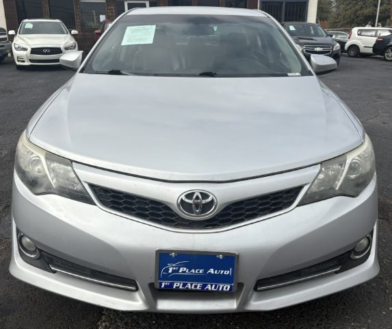 2014 Toyota Camry SE