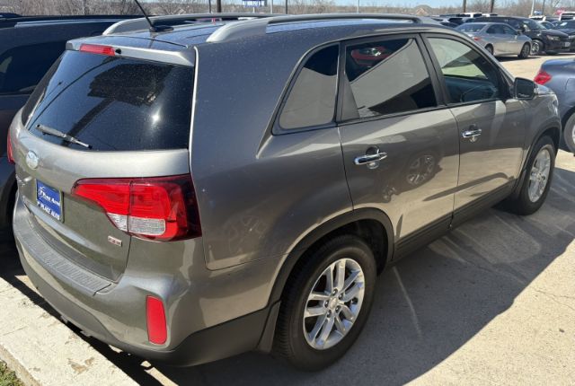2015 Kia Sorento LX 2WD