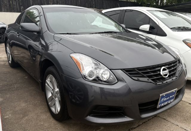 2013 Nissan Altima 2.5 S CVT Coupe