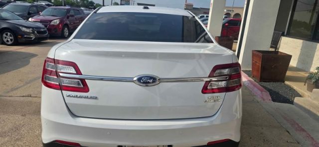 2015 Ford Taurus SEL FWD
