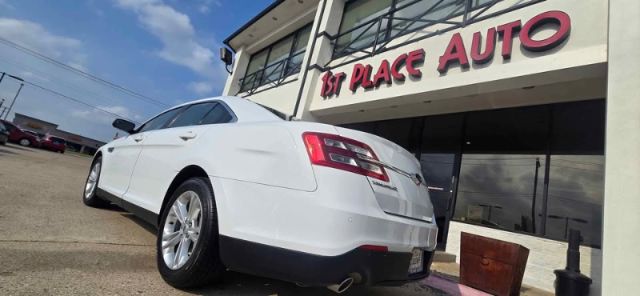 2015 Ford Taurus SEL FWD