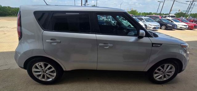 2019 Kia Soul +