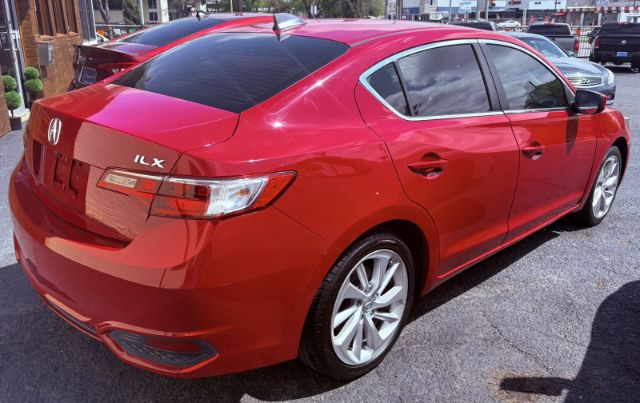 2017 Acura ILX 8-Spd AT w/ Premium