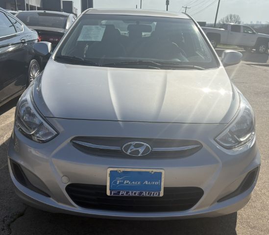 2017 Hyundai Accent SE 4-Door 6A