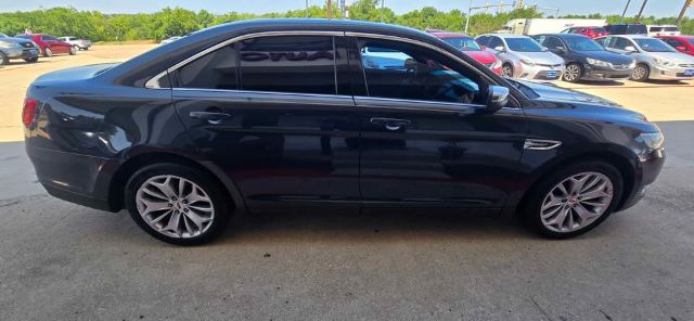 2017 Ford Taurus Limited FWD