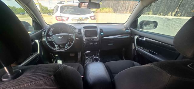 2014 Kia Sorento LX 2WD