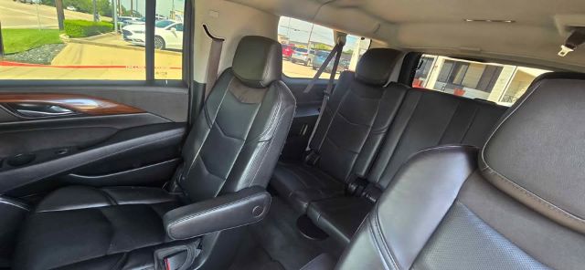2015 Cadillac Escalade ESV 2WD Luxury