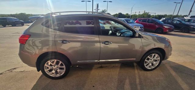 2013 Nissan Rogue S 2WD