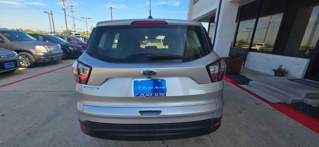 2017 Ford Escape S FWD