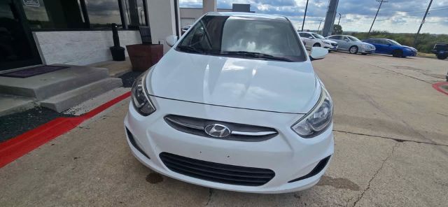 2017 Hyundai Accent SE 4-Door 6A