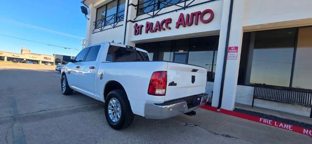2016 RAM 1500 SLT Crew Cab SWB 2WD