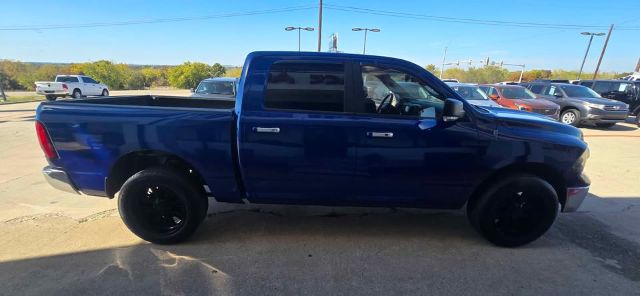 2015 RAM 1500 SLT Crew Cab SWB 2WD