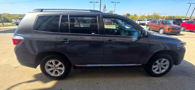 2011 TOYOTA HIGHLANDER Base 2WD V6