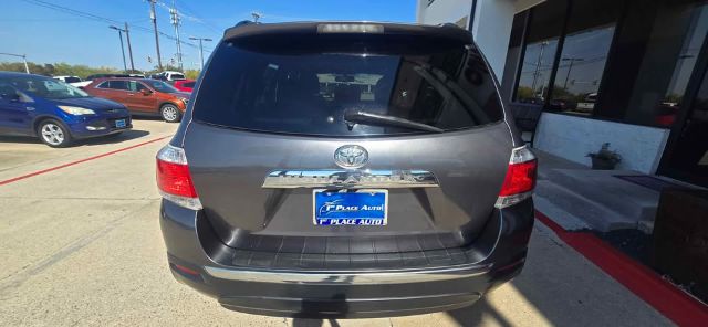 2011 TOYOTA HIGHLANDER Base 2WD V6
