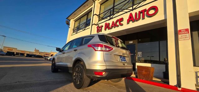 2014 Ford Escape S FWD