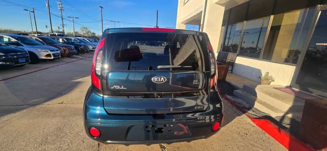 2018 Kia Soul +