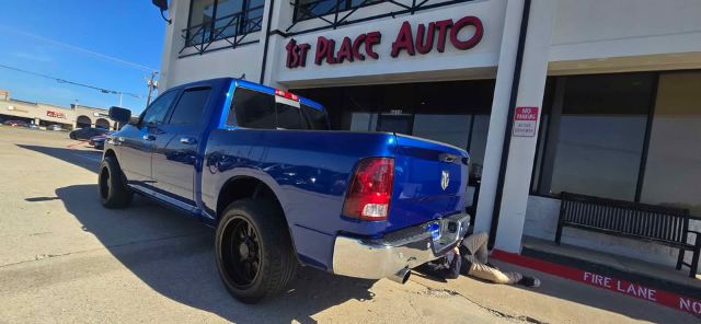 2015 RAM 1500 SLT Crew Cab SWB 2WD