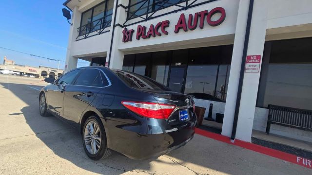 2017 Toyota Camry SE