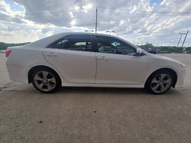2014 Toyota Camry SE Sport