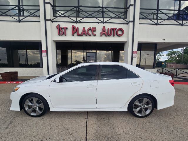 2014 Toyota Camry SE Sport