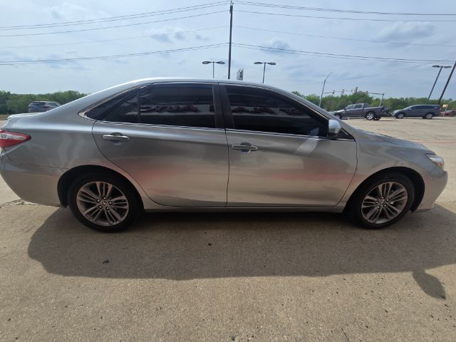 2016 Toyota Camry XLE