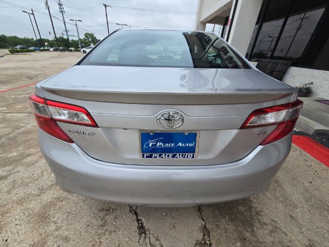 2014 Toyota Camry SE